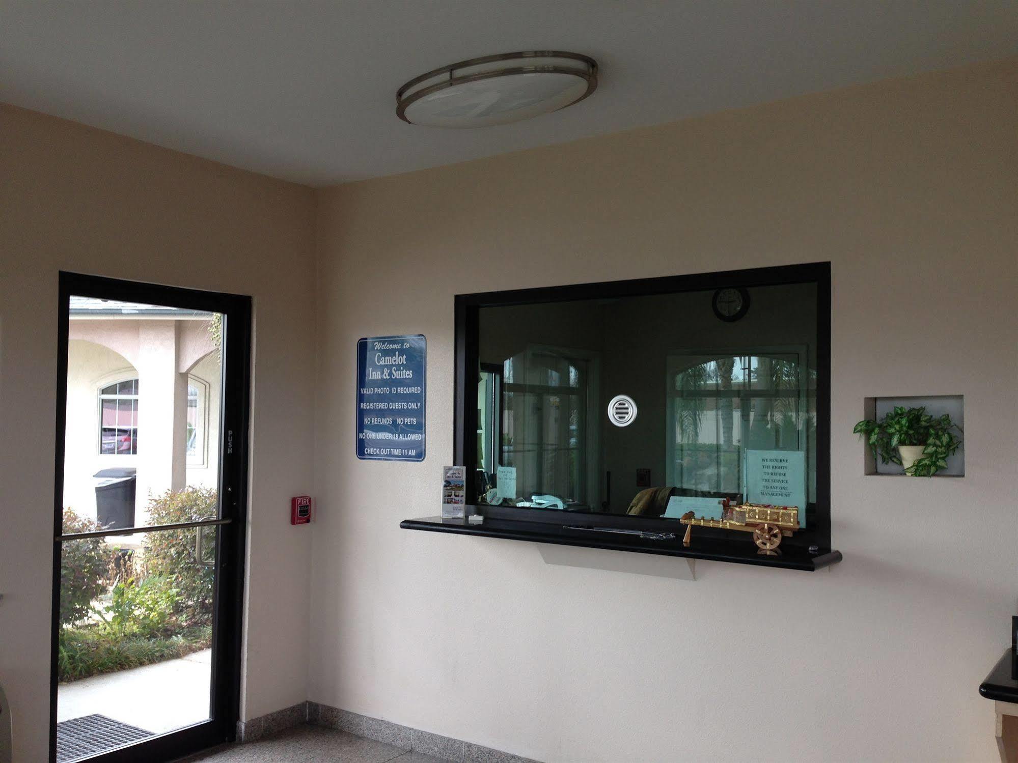 Jersey Village Camelot Inn & Suites Highway 290/Northwest Freeway المظهر الخارجي الصورة